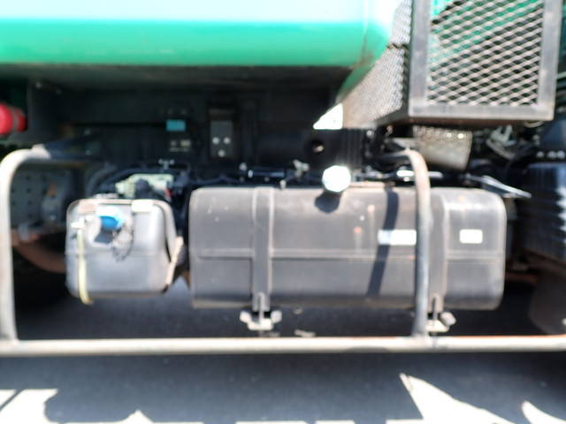 三菱ふそうキャンターパッカー車（塵芥車）小型（2t・3t）[写真30]