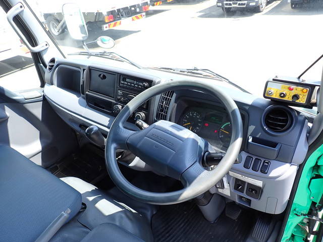 三菱ふそうキャンターパッカー車（塵芥車）小型（2t・3t）[写真31]