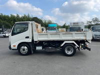 日野デュトロローダーダンプ小型（2t・3t）[写真06]