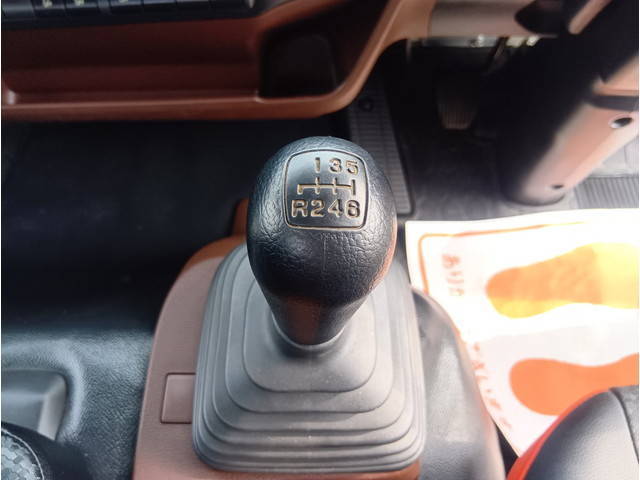 日野レンジャークレーン4段中型（4t）[写真22]