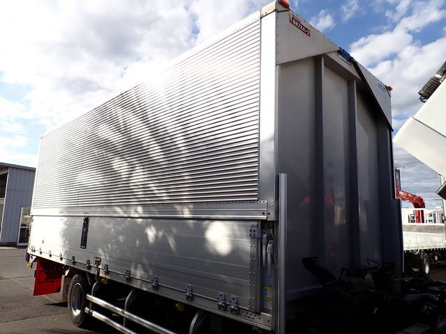 いすゞフォワードアルミウイング中型（4t）[写真10]