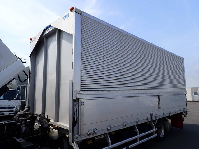 いすゞフォワードアルミウイング中型（4t）[写真12]