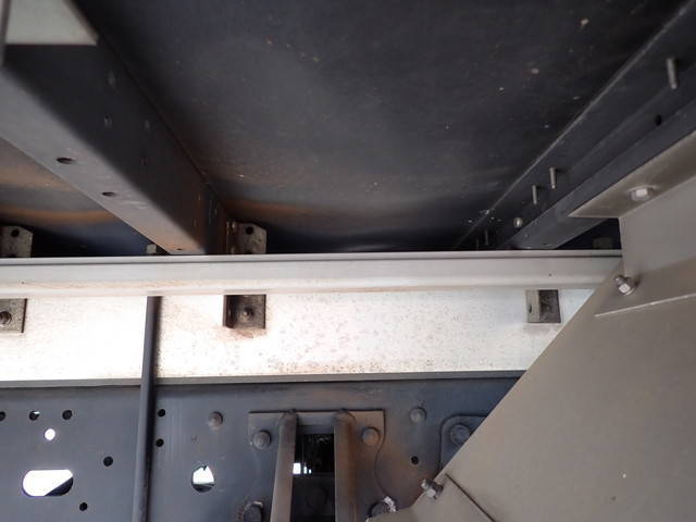 いすゞフォワードアルミウイング中型（4t）[写真19]