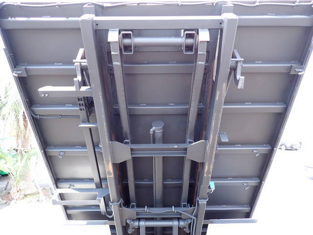 いすゞエルフ深ダンプ（土砂禁ダンプ）小型（2t・3t）[写真16]