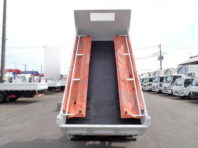 いすゞエルフ深ダンプ（土砂禁ダンプ）小型（2t・3t）[写真23]