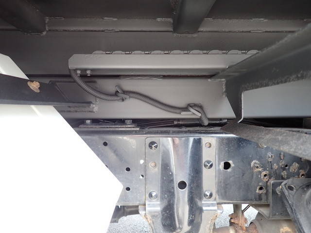 いすゞエルフ深ダンプ（土砂禁ダンプ）小型（2t・3t）[写真27]