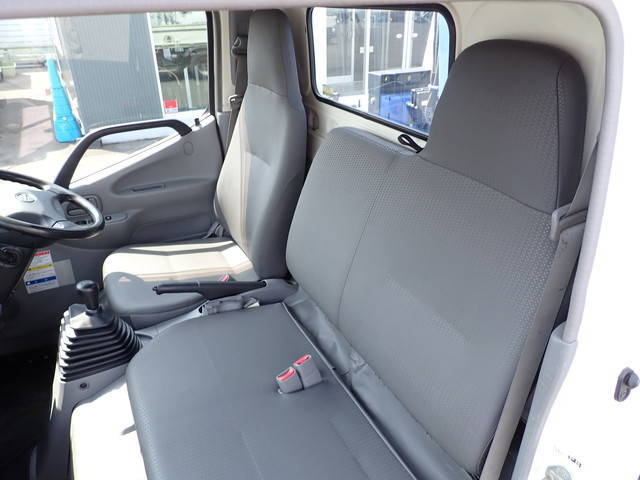 日野デュトロクレーン3段小型（2t・3t）[写真37]