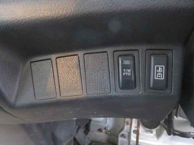 日野レンジャー深ダンプ（土砂禁ダンプ）中型（4t）[写真32]