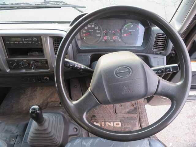 日野レンジャー深ダンプ（土砂禁ダンプ）中型（4t）[写真38]