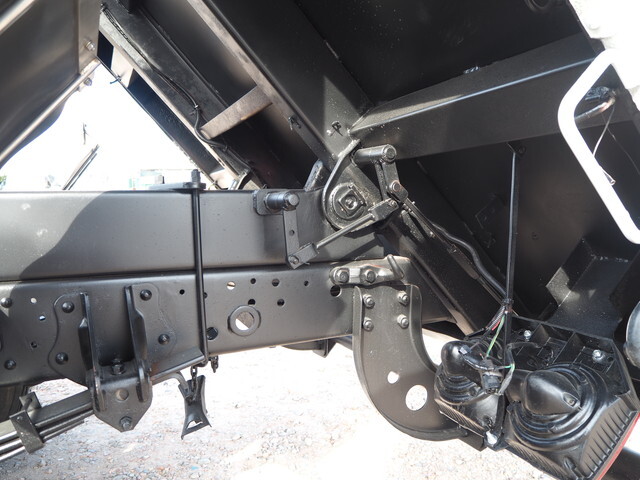 日野レンジャー深ダンプ（土砂禁ダンプ）中型（4t）[写真21]