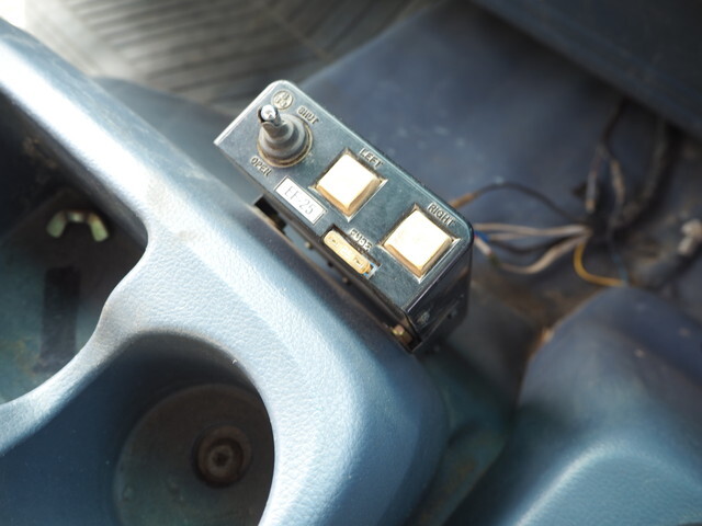 日野レンジャー深ダンプ（土砂禁ダンプ）中型（4t）[写真37]