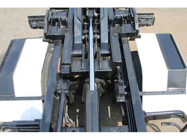 日野デュトロコンテナ専用車小型（2t・3t）[写真15]