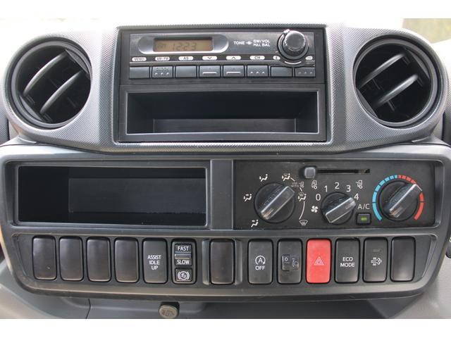 日野デュトロコンテナ専用車小型（2t・3t）[写真32]