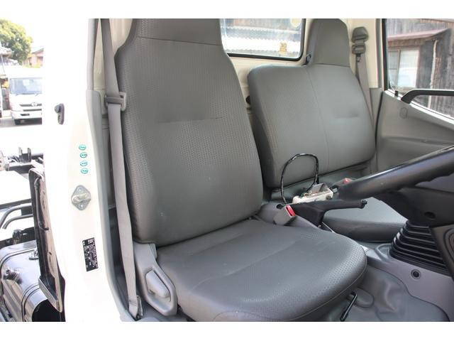 日野デュトロコンテナ専用車小型（2t・3t）[写真34]