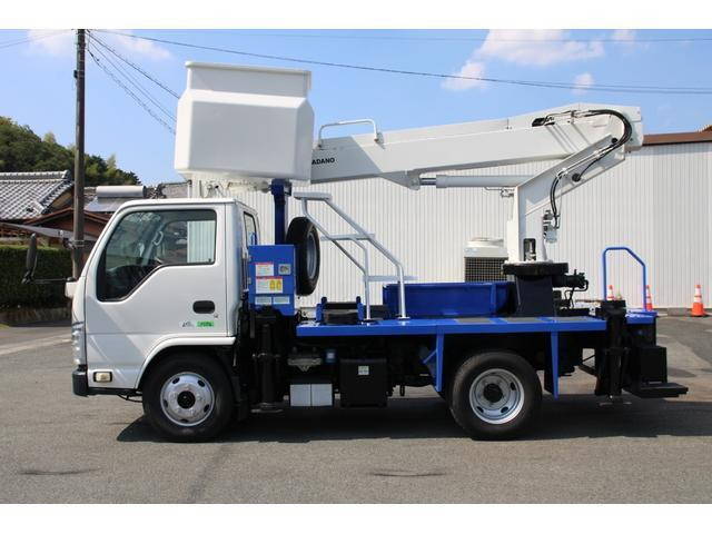 いすゞエルフ高所作業車小型（2t・3t）[写真13]