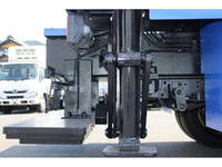 いすゞエルフ高所作業車小型（2t・3t）[写真25]