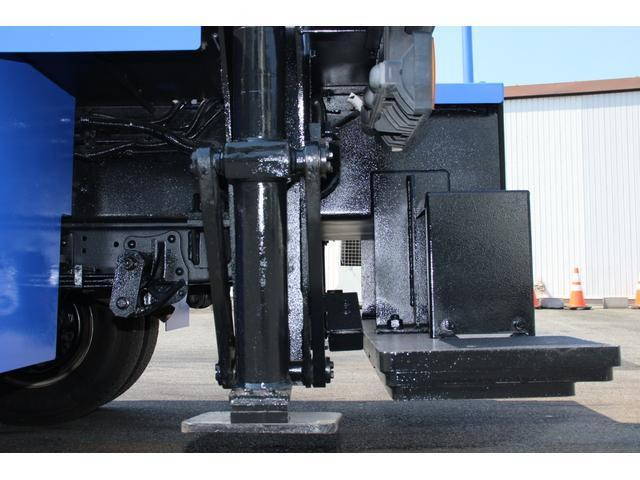 いすゞエルフ高所作業車小型（2t・3t）[写真25]