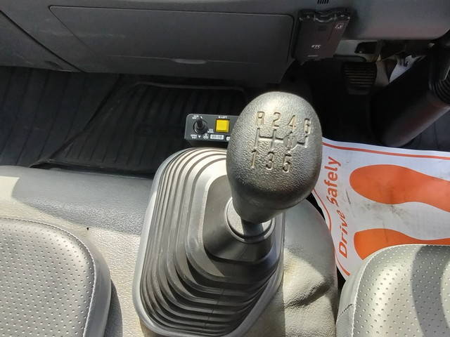 いすゞフォワードダンプ中型（4t）[写真25]