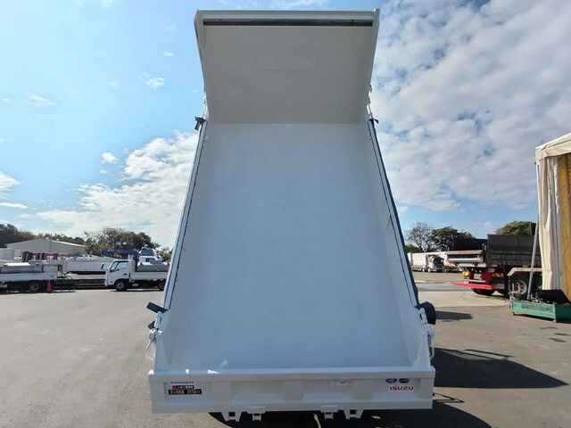 いすゞフォワードダンプ中型（4t）[写真09]