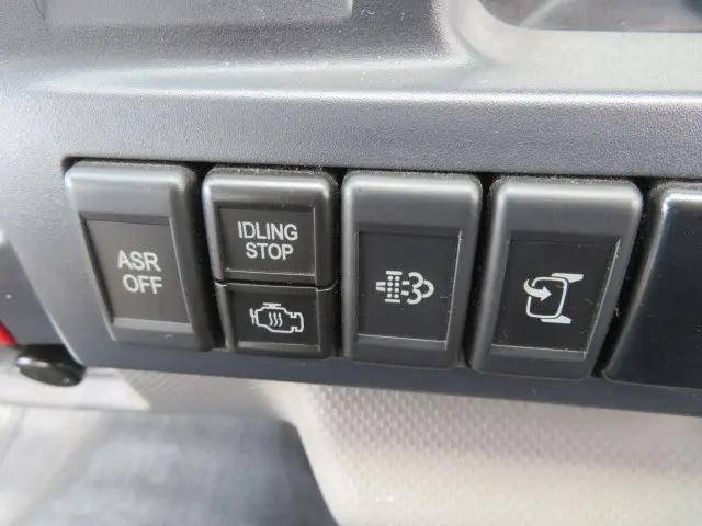 いすゞエルフ平ボディ小型（2t・3t）[写真15]