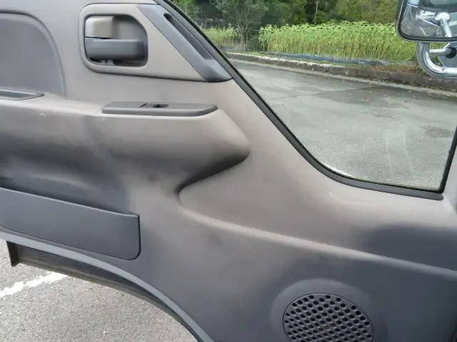 いすゞエルフ平ボディ小型（2t・3t）[写真22]