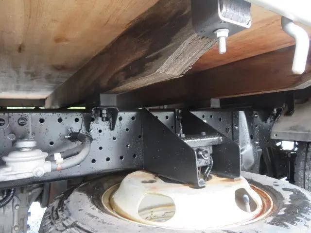 いすゞエルフ平ボディ小型（2t・3t）[写真35]