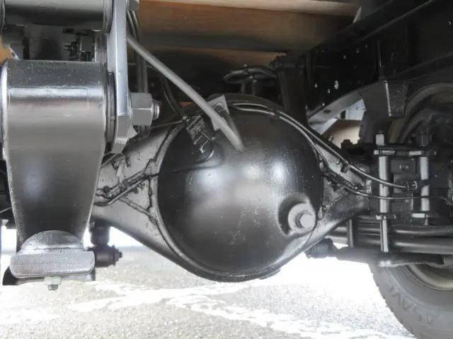 いすゞエルフ平ボディ小型（2t・3t）[写真38]