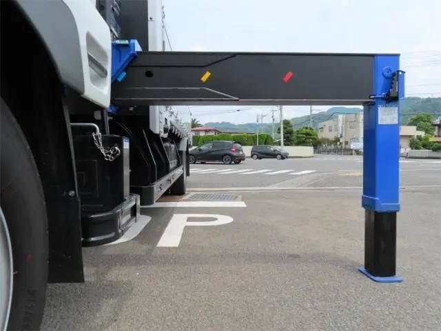 三菱ふそうファイタークレーン4段中型（4t）[写真27]