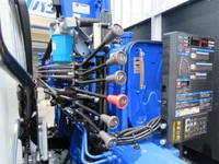 三菱ふそうファイタークレーン4段中型（4t）[写真29]