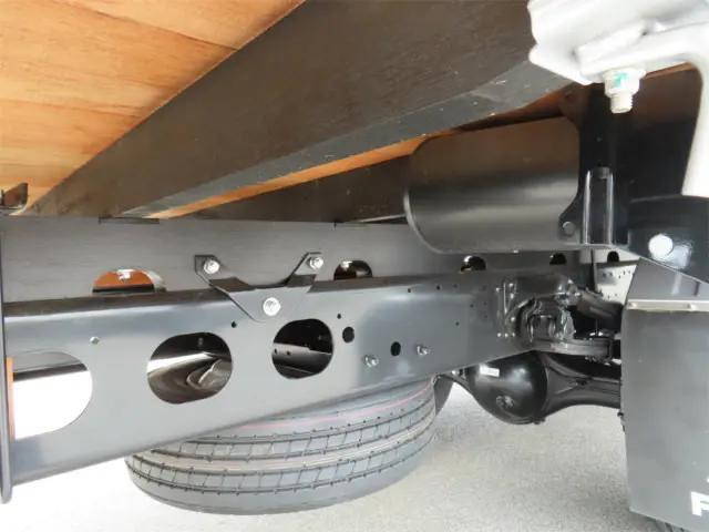 三菱ふそうファイタークレーン4段中型（4t）[写真35]