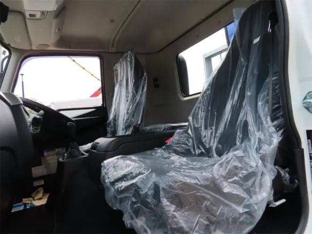 三菱ふそうファイタークレーン4段中型（4t）[写真08]