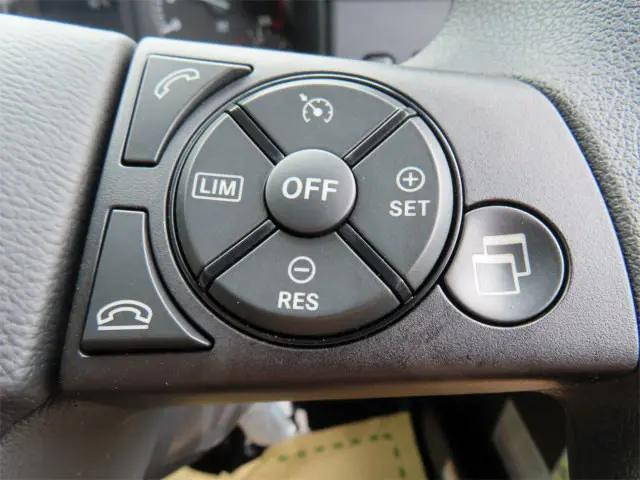 三菱ふそうファイタークレーン4段中型（4t）[写真16]