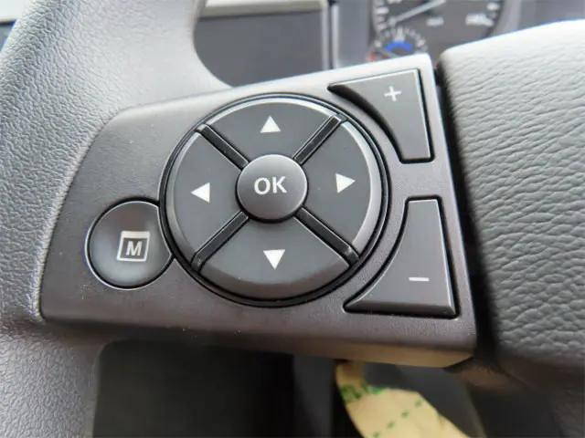 三菱ふそうファイタークレーン4段中型（4t）[写真17]