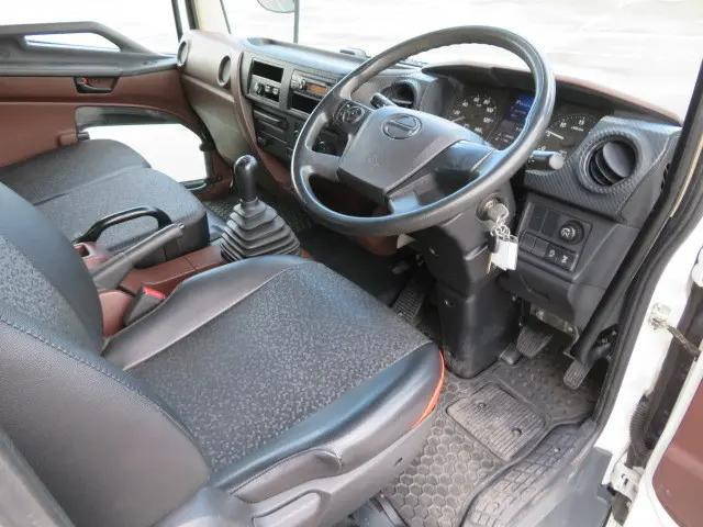 日野レンジャー深ダンプ（土砂禁ダンプ）中型（4t）[写真10]