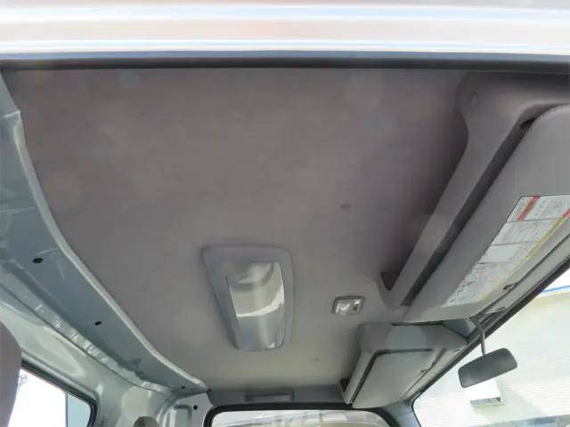 いすゞエルフセーフティローダー小型（2t・3t）[写真16]