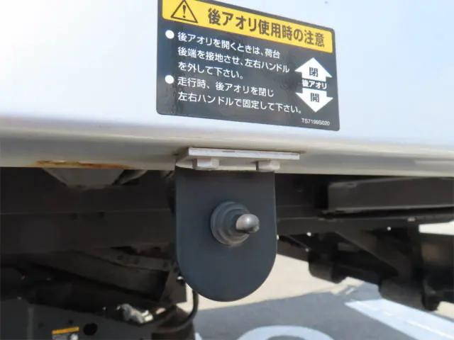 いすゞエルフセーフティローダー小型（2t・3t）[写真22]