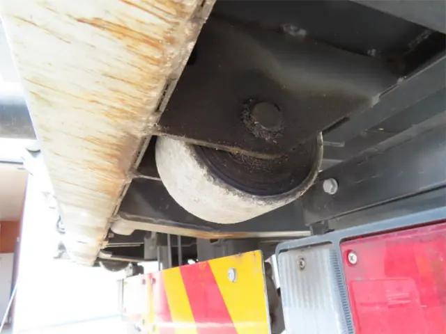 いすゞエルフセーフティローダー小型（2t・3t）[写真23]