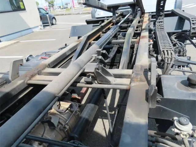 いすゞエルフセーフティローダー小型（2t・3t）[写真37]