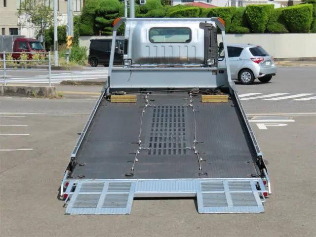 いすゞエルフセーフティローダー小型（2t・3t）[写真07]