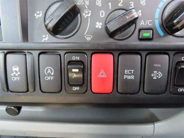 日野デュトロ平ボディ小型（2t・3t）[写真14]