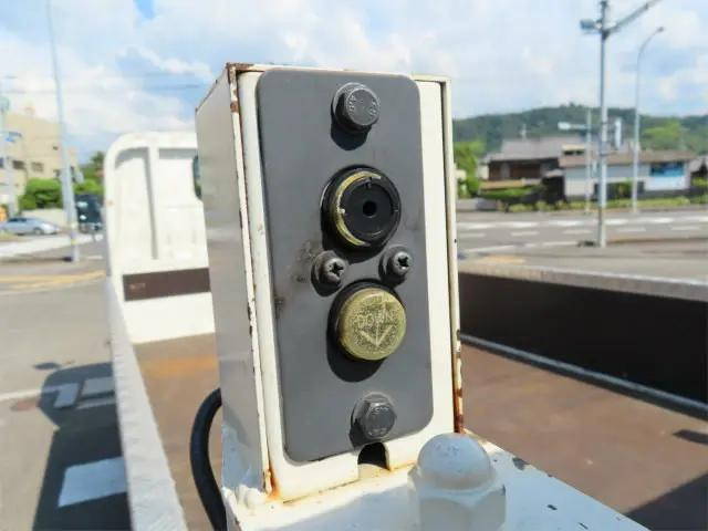 日野デュトロ平ボディ小型（2t・3t）[写真25]