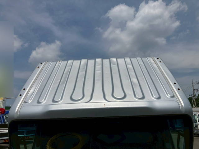 いすゞエルフ平ボディ小型（2t・3t）[写真15]