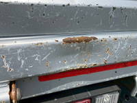 いすゞエルフ平ボディ小型（2t・3t）[写真23]