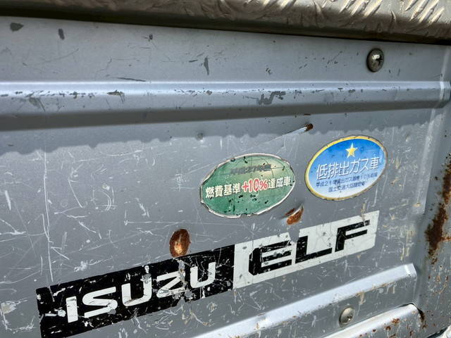 いすゞエルフ平ボディ小型（2t・3t）[写真24]