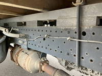 いすゞエルフ平ボディ小型（2t・3t）[写真27]