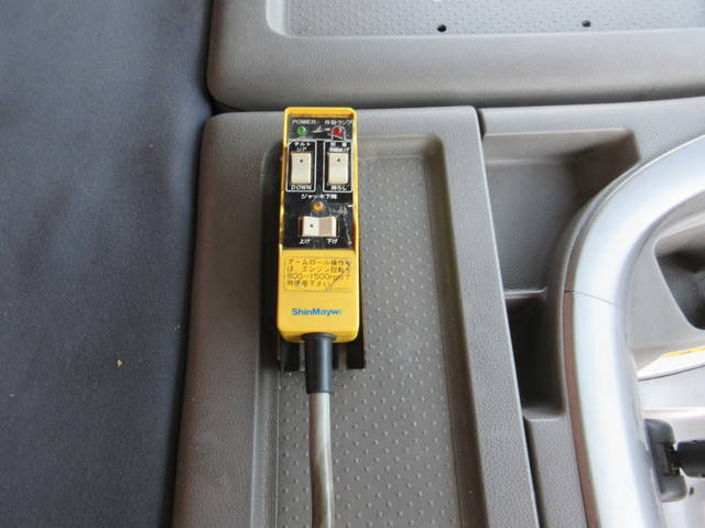 UDトラックスクオンコンテナ専用車大型（10t）[写真12]