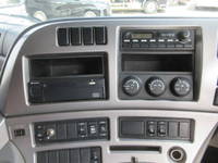 UDトラックスクオンコンテナ専用車大型（10t）[写真15]