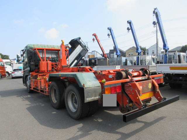 UDトラックスクオンコンテナ専用車大型（10t）[写真02]