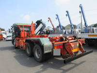 UDトラックスクオンコンテナ専用車大型（10t）[写真02]