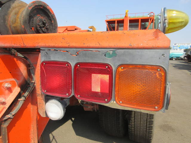 UDトラックスクオンコンテナ専用車大型（10t）[写真38]